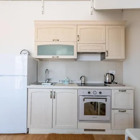 Angelina House - Sea Front Loft Apartman *