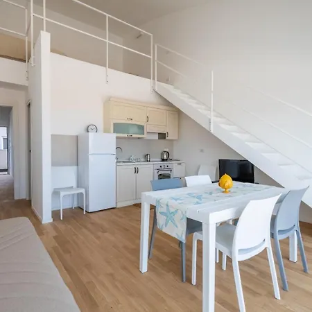 Angelina House - Sea Front Loft Lägenhet Bari